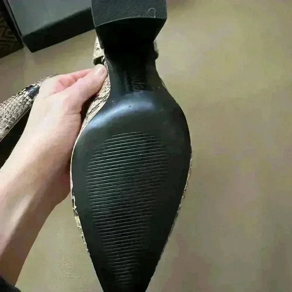 Charles David Faux Snake Skin Heel Booties 8.5 - Picture 8 of 10